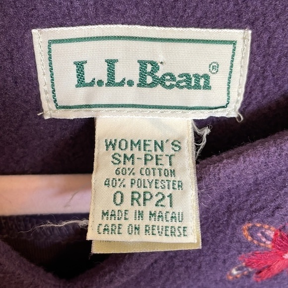 LL Bean ~ Soft Fleece Pullover Blouse Floral Stitching - Picture 7 of 7